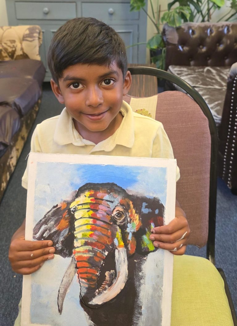 Kids art class at Devi Arts